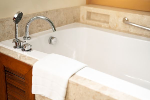 Cost of Tub Faucet Repair in Auburn