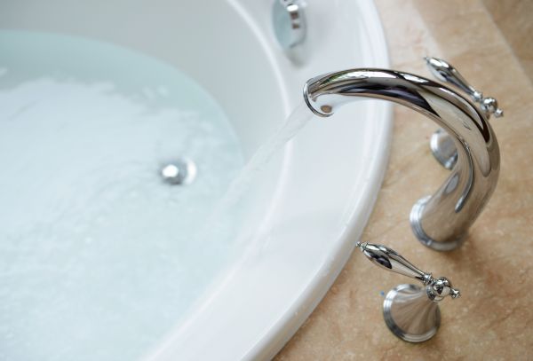 Cost of Tub Faucet Replacement in Auburn